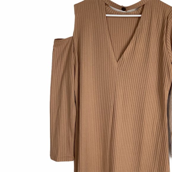 POGTMM Tan V-Neck Choker Cold Shoulder Dress 2XL - Picture 2 of 10
